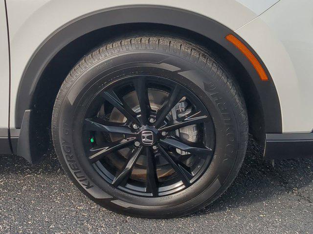 Photo of 2023 Platinum White Pearl Honda CR-V Hybrid