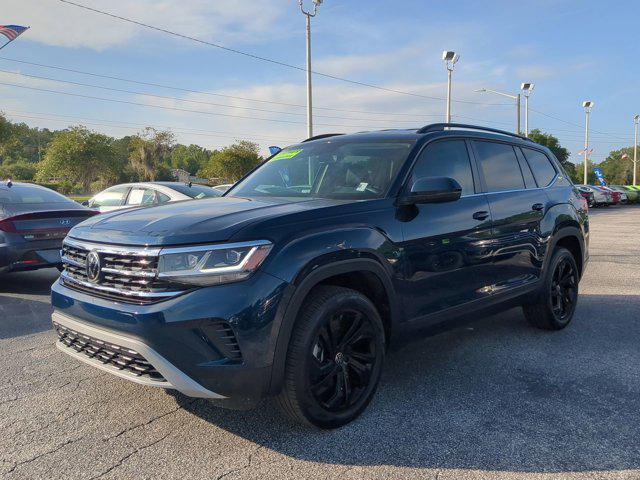 Photo of 2022 Tourmaline Blue Metallic Volkswagen Atlas