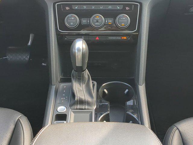 Photo of 2022 Tourmaline Blue Metallic Volkswagen Atlas