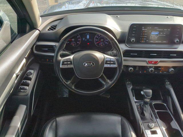Photo of 2021 Everlasting Silver Kia Telluride