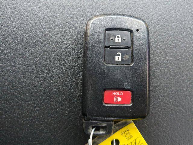 Photo of 2023 Ice Cap Toyota Tacoma
