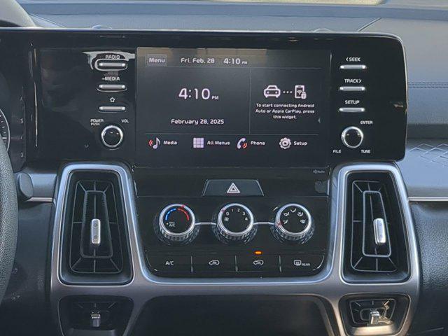 Photo of 2022 Passion Red Tintcoat Kia Sorento