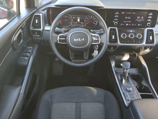 Photo of 2022 Passion Red Tintcoat Kia Sorento