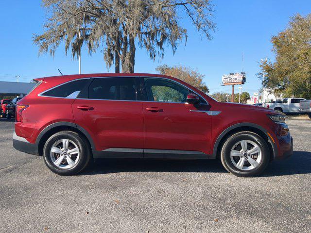 Photo of 2022 Passion Red Tintcoat Kia Sorento