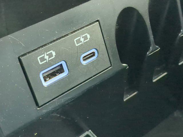 Photo of 2022 Wind Chill Pearl Toyota Tundra