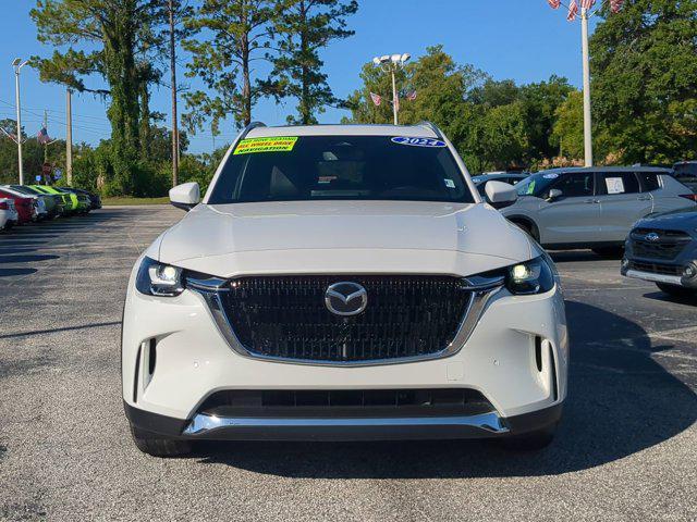 Photo of 2024 Rhodium White Premium Mazda CX-90 PHEV