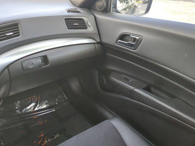 Photo of 2016 Crystal Black Pearl Acura ILX