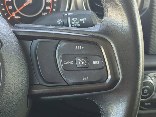 Photo of 2022 Bright White Clearcoat Jeep Gladiator