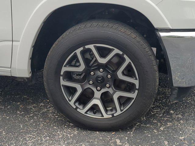 Photo of 2025 Bright White Clearcoat RAM 1500