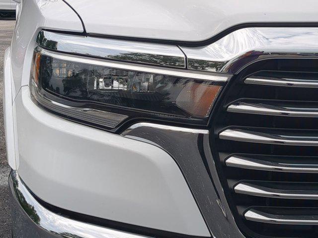Photo of 2025 Bright White Clearcoat RAM 1500