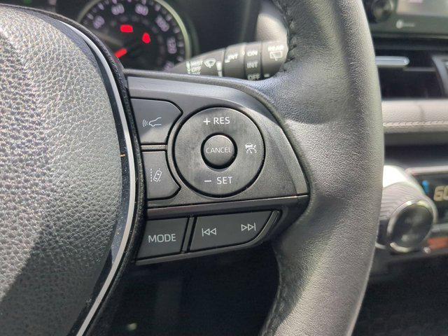 Photo of 2021 Silver Sky Metallic Toyota RAV4