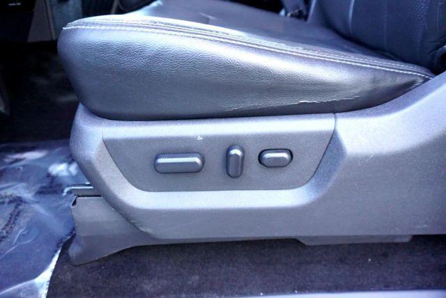 Photo of 2014 White Ford F-250