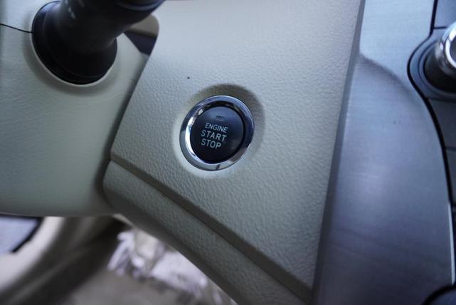 Photo of 2011 Black Toyota Avalon