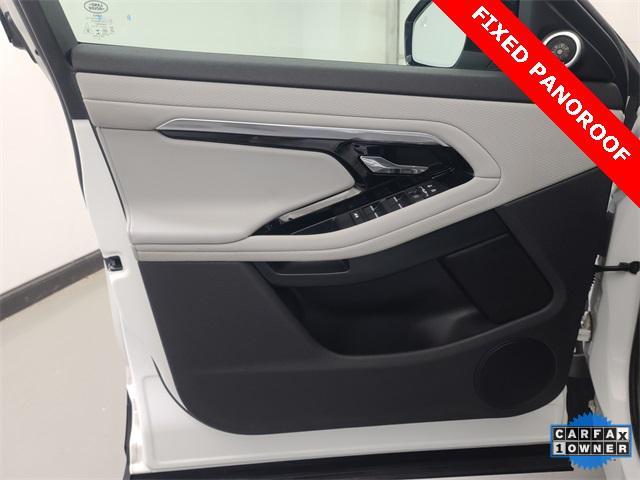 Photo of 2023 Fuji White Land Rover Range Rover Evoque