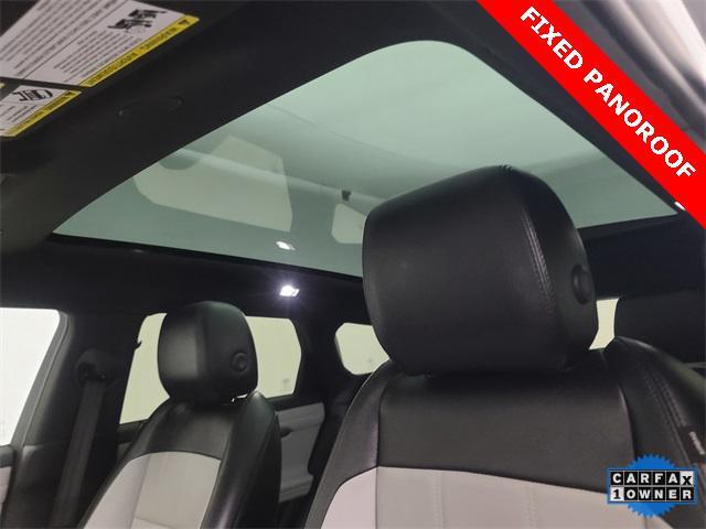 Photo of 2023 Fuji White Land Rover Range Rover Evoque