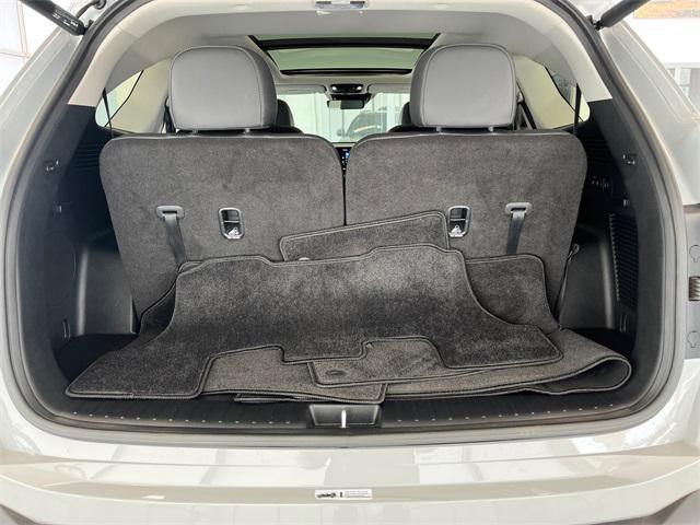 Photo of 2025 Wolf Gray Kia Sorento