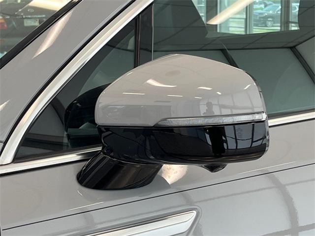 Photo of 2025 Wolf Gray Kia Sorento