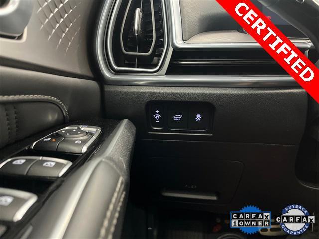 Photo of 2025 Wolf Gray Kia Sorento