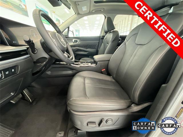 Photo of 2025 Wolf Gray Kia Sorento