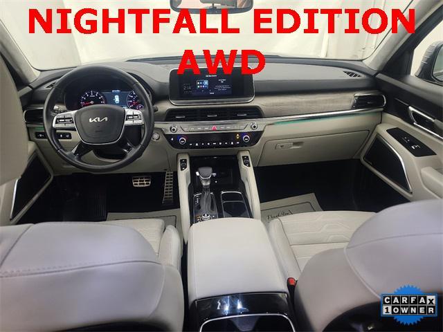Photo of 2022 Gravity Grey Kia Telluride