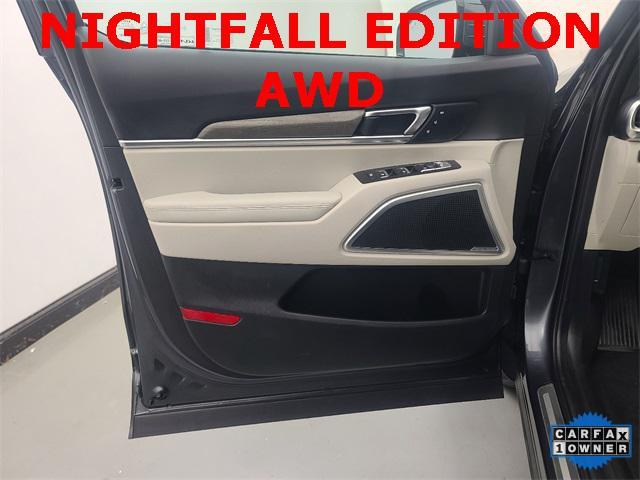 Photo of 2022 Gravity Grey Kia Telluride