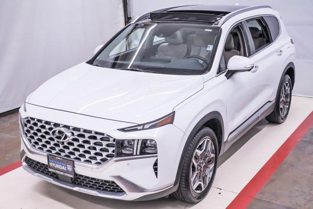 Photo of 2021 White Hyundai SANTA FE