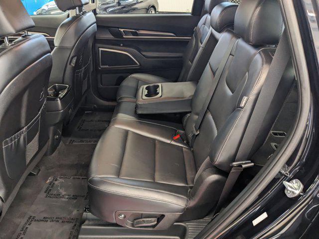 Photo of 2024 Ebony Black Kia Telluride