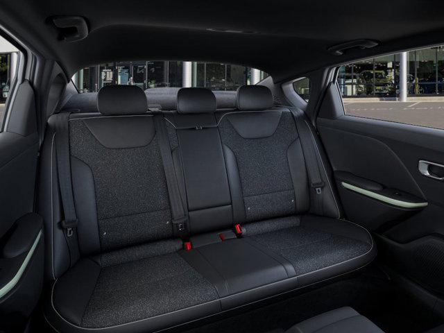 Photo of 2025 Snow White Pearl Kia K4
