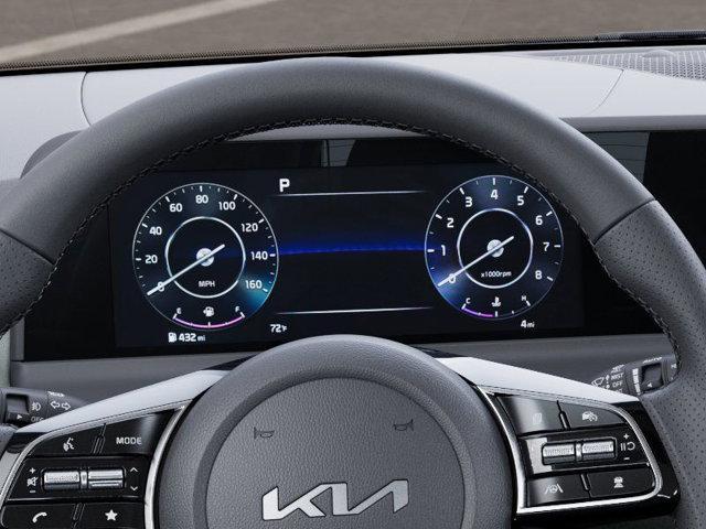 Photo of 2025 Snow White Pearl Kia Seltos