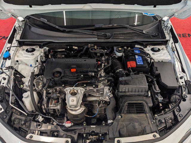 Photo of 2022 White Honda Civic