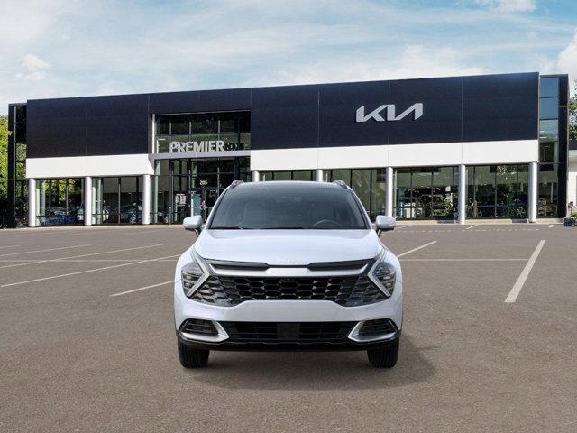 Photo of 2025 Glacial White Pearl Kia Sportage