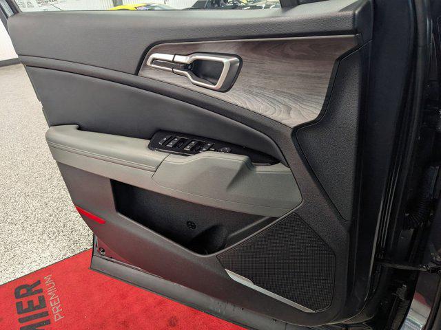 Photo of 2023 Gravity Gray Kia Sportage