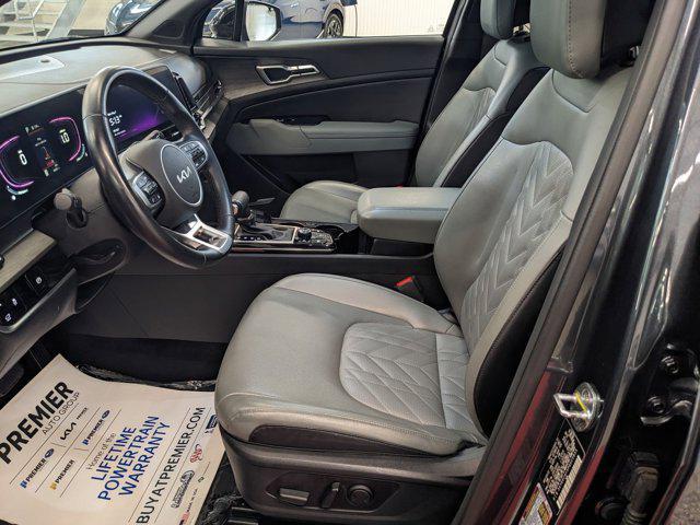 Photo of 2023 Gravity Gray Kia Sportage