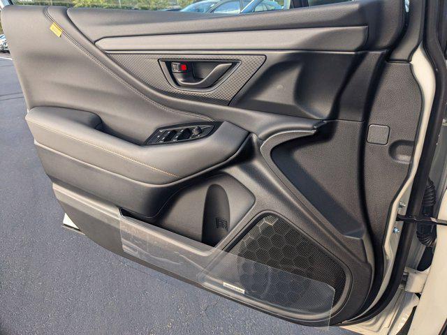Photo of 2025 Crystal White Pearl Subaru Outback
