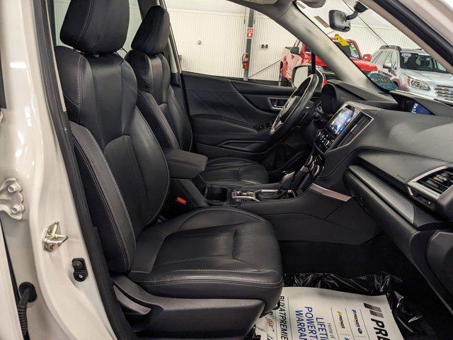 Photo of 2021 Crystal White Pearl Subaru Forester
