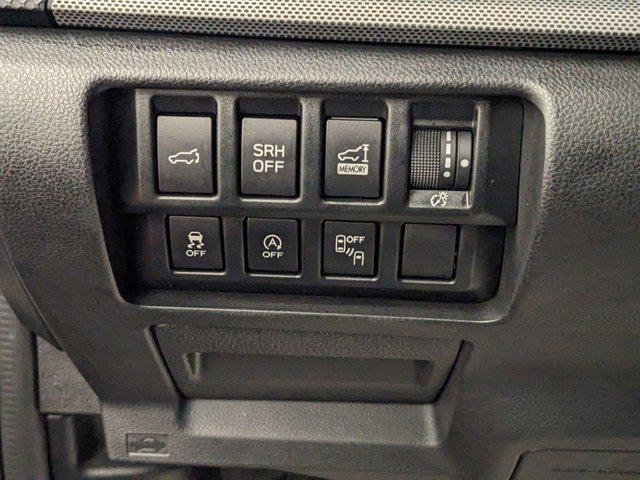 Photo of 2021 Crystal White Pearl Subaru Forester
