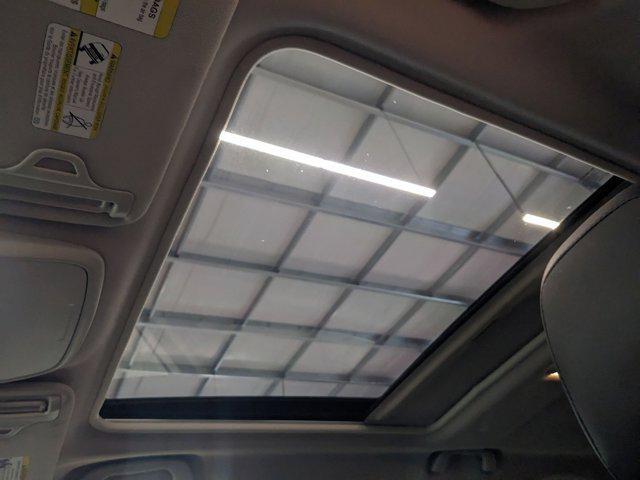 Photo of 2021 Crystal White Pearl Subaru Forester