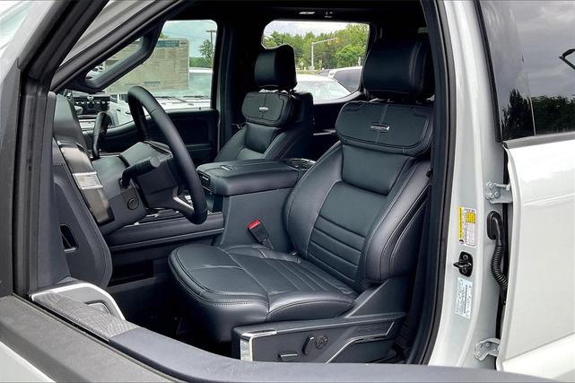 Photo of 2025 Silver Ford F-350