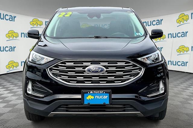 Photo of 2022 Agate Black Metallic Ford Edge
