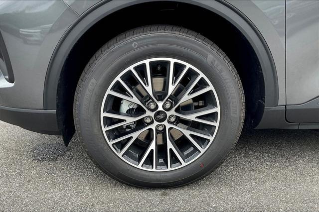 Photo of 2025 Carbonized Gray Metallic Ford Escape PHEV