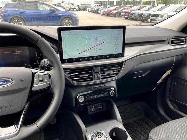 Photo of 2025 Carbonized Gray Metallic Ford Escape PHEV