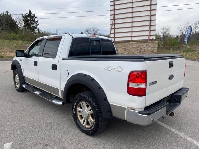 Photo of 2004 Oxford White Clearcoat Ford F-150