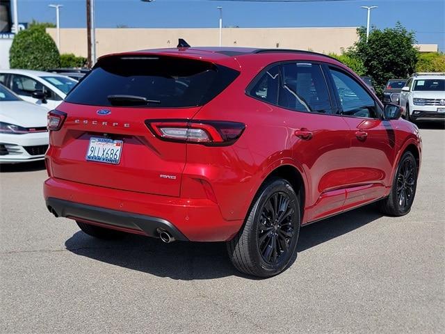 Photo of 2024 RAPID RED MET TINTED CC Ford Escape