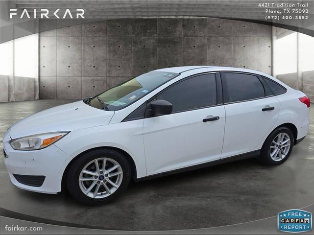 Photo of 2017 Oxford White Ford Focus