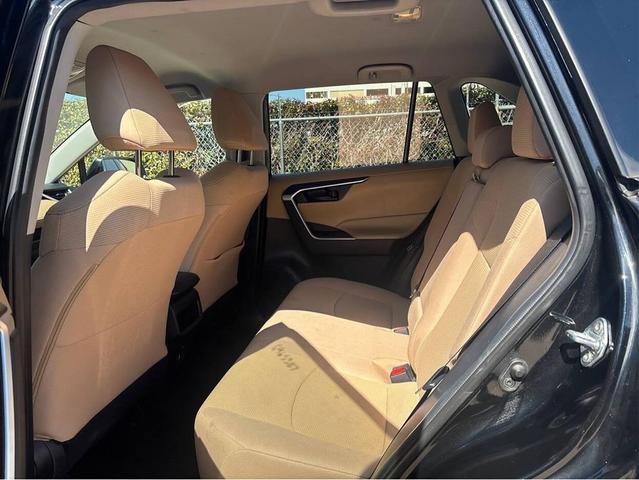 Photo of 2020 Midnight Black Metallic Toyota RAV4