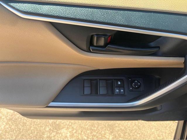 Photo of 2020 Midnight Black Metallic Toyota RAV4