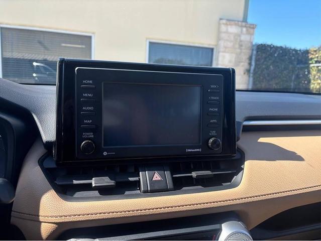 Photo of 2020 Midnight Black Metallic Toyota RAV4
