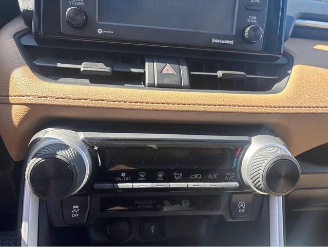 Photo of 2020 Midnight Black Metallic Toyota RAV4