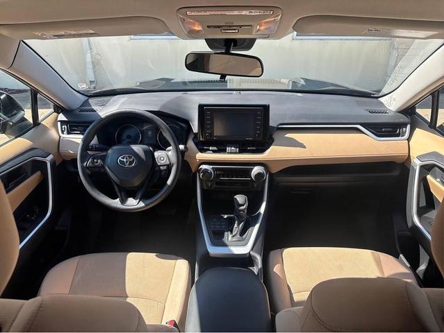 Photo of 2020 Midnight Black Metallic Toyota RAV4