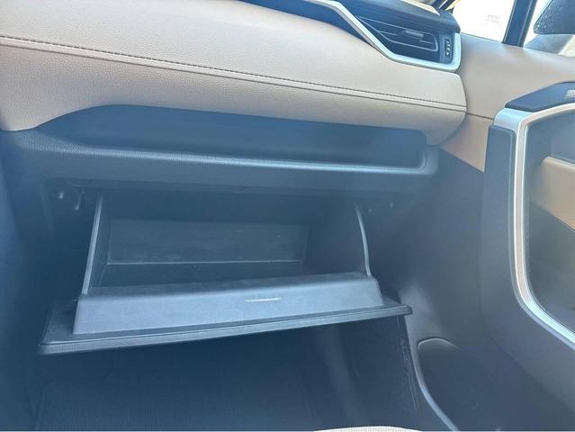 Photo of 2020 Midnight Black Metallic Toyota RAV4
